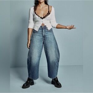 Anthropologie Pilcro Barrel jeans Horseshoe 29 Tall
